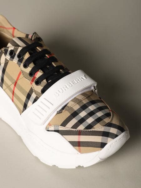 cheap burberry shoes for men.